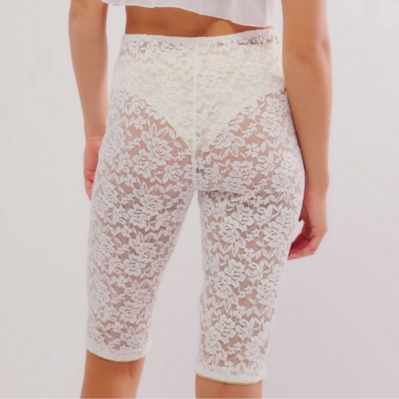 Free People All Day Lace Capris Ivory / White Small - Picture 1 of 12